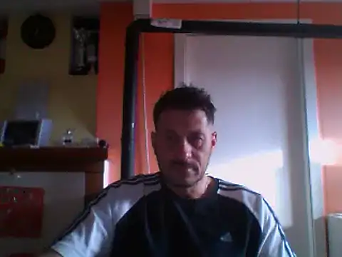 Snapshot of colosone chatting on March 11, 6:53 am colosone online show from March 11, 6:53 am