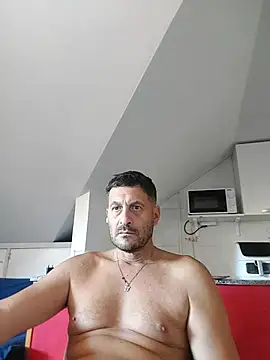 Snapshot of colosone chatting on September 12, 2:39 pm colosone online show from September 12, 2:39 pm