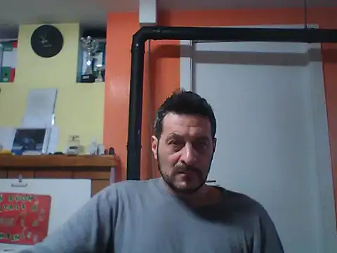 Snapshot of colosone chatting on February 24, 7:55 am colosone online show from February 24, 7:55 am