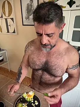 wolfbucker online show from March 17, 2:19 pm