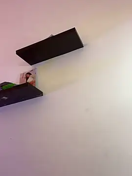 Iamcami  online show from March 24, 7:40 pm