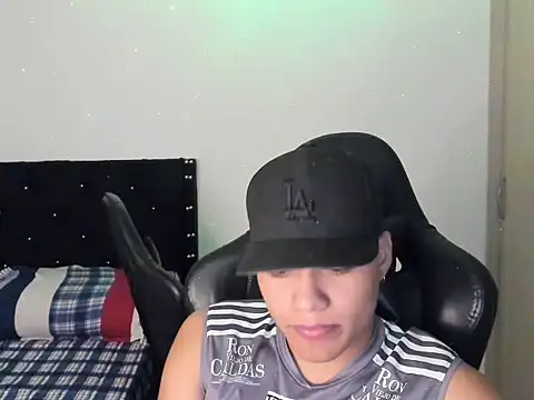 jacksmit  online show from January 8, 1:44 am