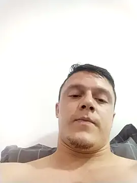 RAFAELQUINTEROSCAVALHEI online show from January 7, 3:50 pm