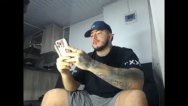 Nero VanHelsing online show from February 11, 4:06 am