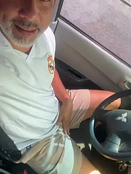 fabbronxer online show from January 17, 1:25 pm