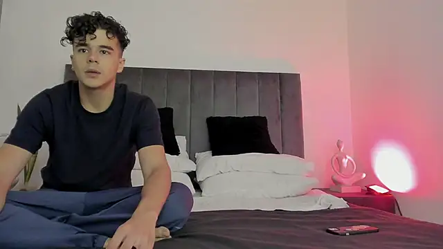 RedNDizzy online show from January 15, 9:28 pm