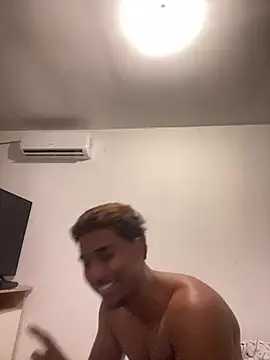 Axel black10 online show from March 18, 2:09 pm