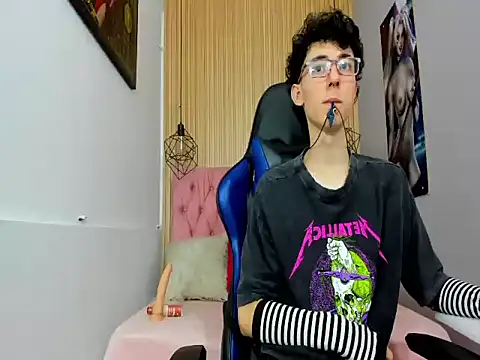 Syriussz online show from February 17, 7:46 pm