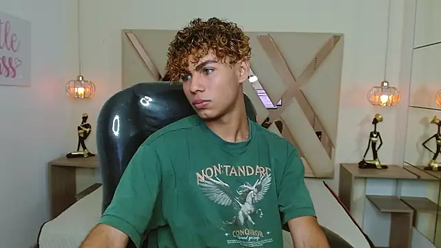 Anyelo Twink online show from March 25, 6:39 am