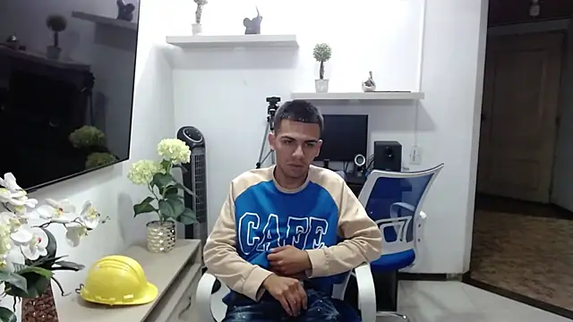 charlie watson online show from January 15, 3:32 am