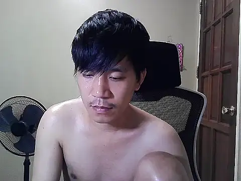 asian guy67 online show from July 28, 8:52 pm