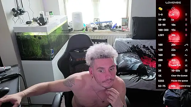 Rayzel White online show from March 7, 1:31 pm