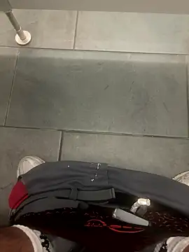 feethunteryda online show from January 16, 7:22 am