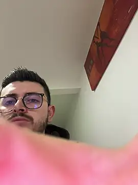 phillipzn online show from January 14, 6:44 pm