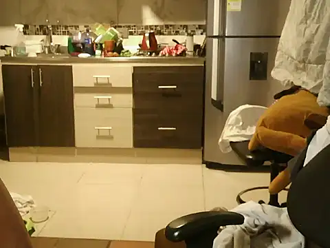 ELARKIMAN online show from April 22, 7:03 am