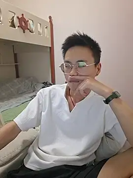 Aint686 online show from April 14, 1:54 pm