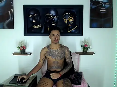 Tatoo Noah online show from January 19, 2:08 pm