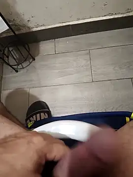 kkachondo online show from April 3, 6:32 am