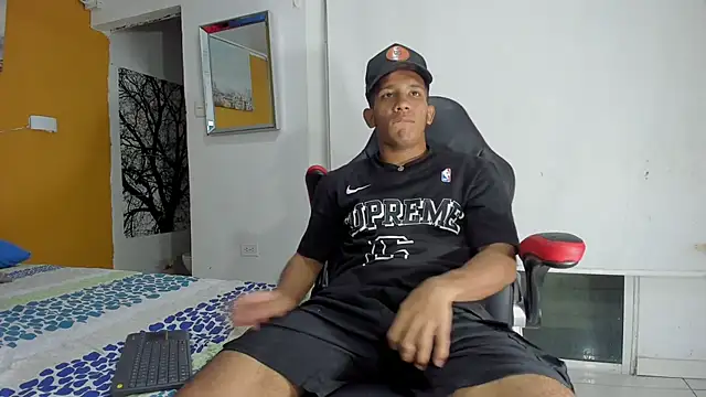 ricky spensar23cm  online show from March 4, 2:18 am