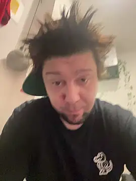 GabEthier online show from March 17, 6:27 am