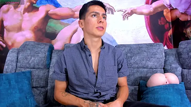 Aron pulse online show from April 15, 2:06 pm