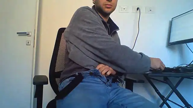 andre italy online show from March 20, 10:30 am