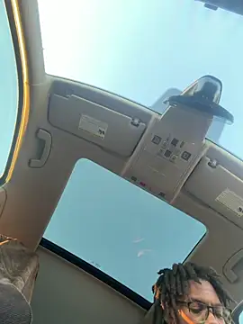 makemestayhard online show from February 8, 2:32 pm