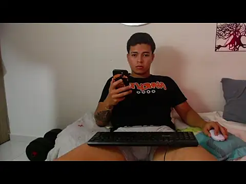 zilong love20 online show from February 1, 1:48 am