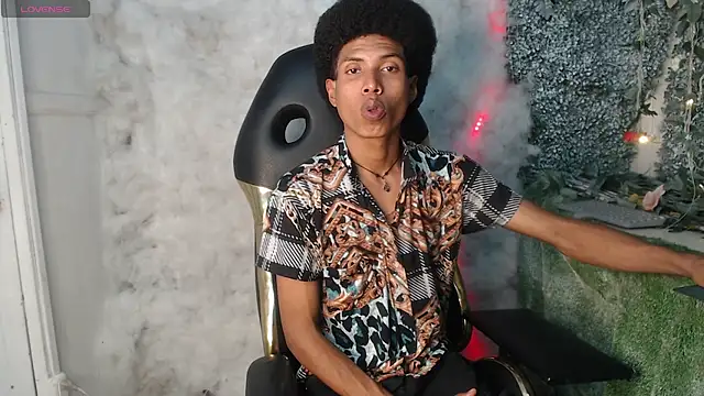 Walkers05 online show from March 22, 6:24 pm