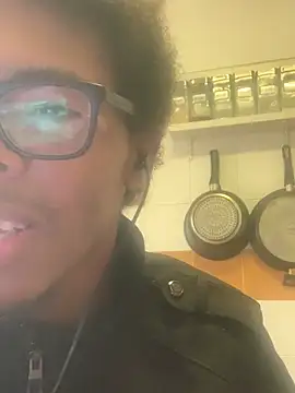 ELPikaPreta online show from February 16, 8:01 am