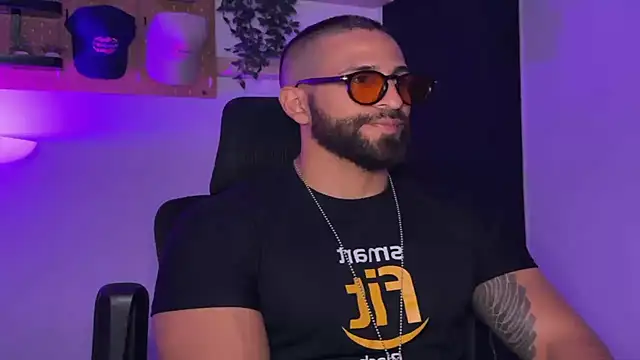 SamDornan51 online show from March 22, 3:22 am