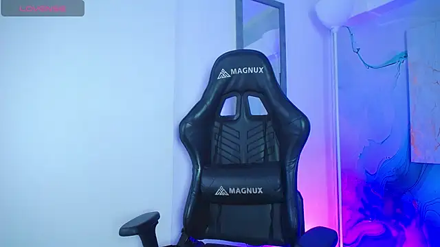 David Banks  online show from March 13, 2:13 pm