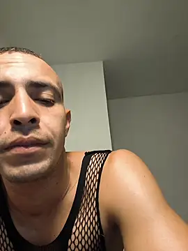 logan-31 online show from March 27, 4:16 am