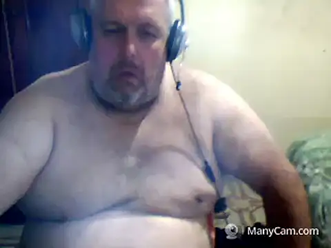 swichcassanesi online show from May 8, 9:04 pm