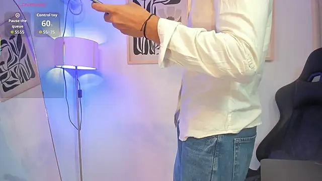 justin payn14 online show from May 31, 3:55 pm
