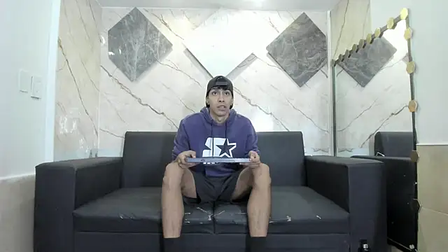 biig boy online show from February 3, 7:30 pm