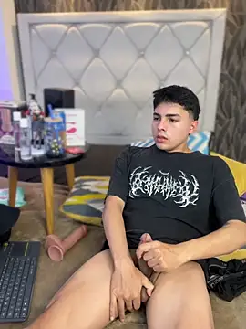 Samu Hott online show from March 8, 2:04 am