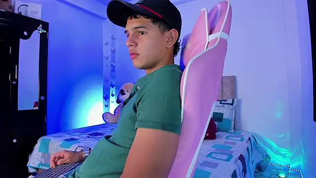 Adrian Prime  online show from March 16, 6:45 pm