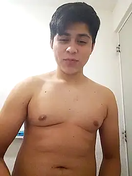 dark0p12 online show from February 25, 7:42 am