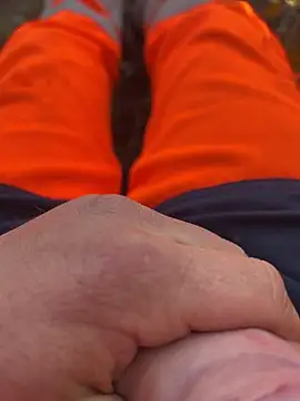 enormebitedu31 online show from March 2, 12:01 pm