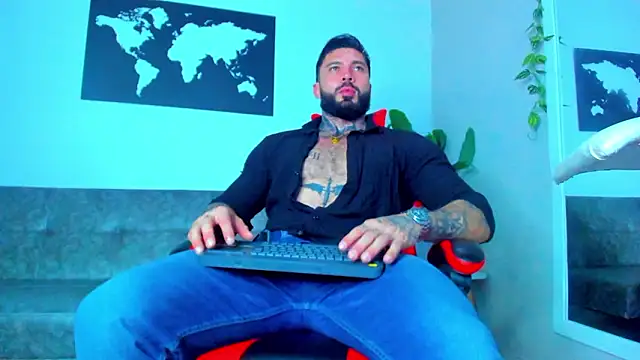 Alessrose online show from March 7, 9:23 pm