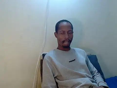 MRSHYGUY29 online show from May 11, 5:21 pm