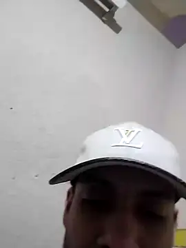 Cocolokoonthebitch online show from February 7, 4:30 am