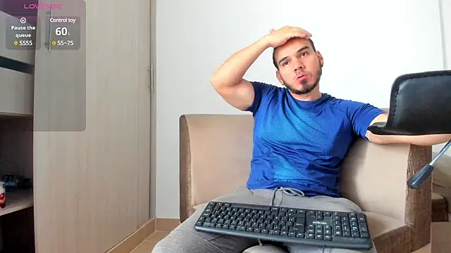 jhustin marcius online show from December 12, 9:26 pm