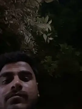 hassuniii online show from February 9, 10:14 pm