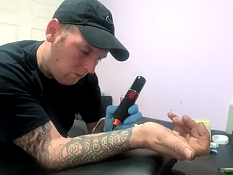 dave32000 online show from February 19, 9:22 pm