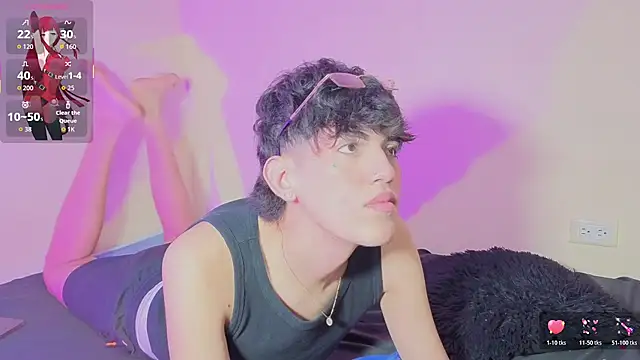max femboy online show from July 12, 6:15 am