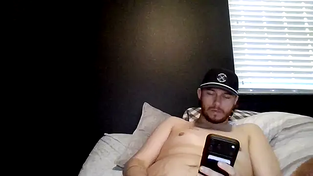 Tallhungandcloudy online show from July 14, 5:41 pm