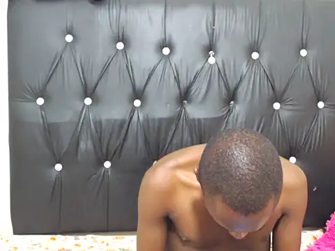 NtandoXx online show from February 15, 8:50 pm