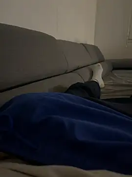 J3r3m66 online show from March 13, 7:53 pm